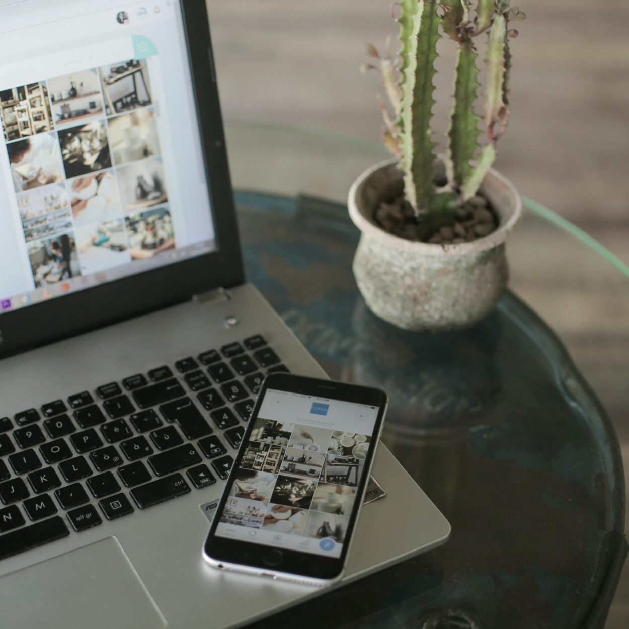 @iridescence reseaux sociaux_02 @iridescence reseaux sociaux_02